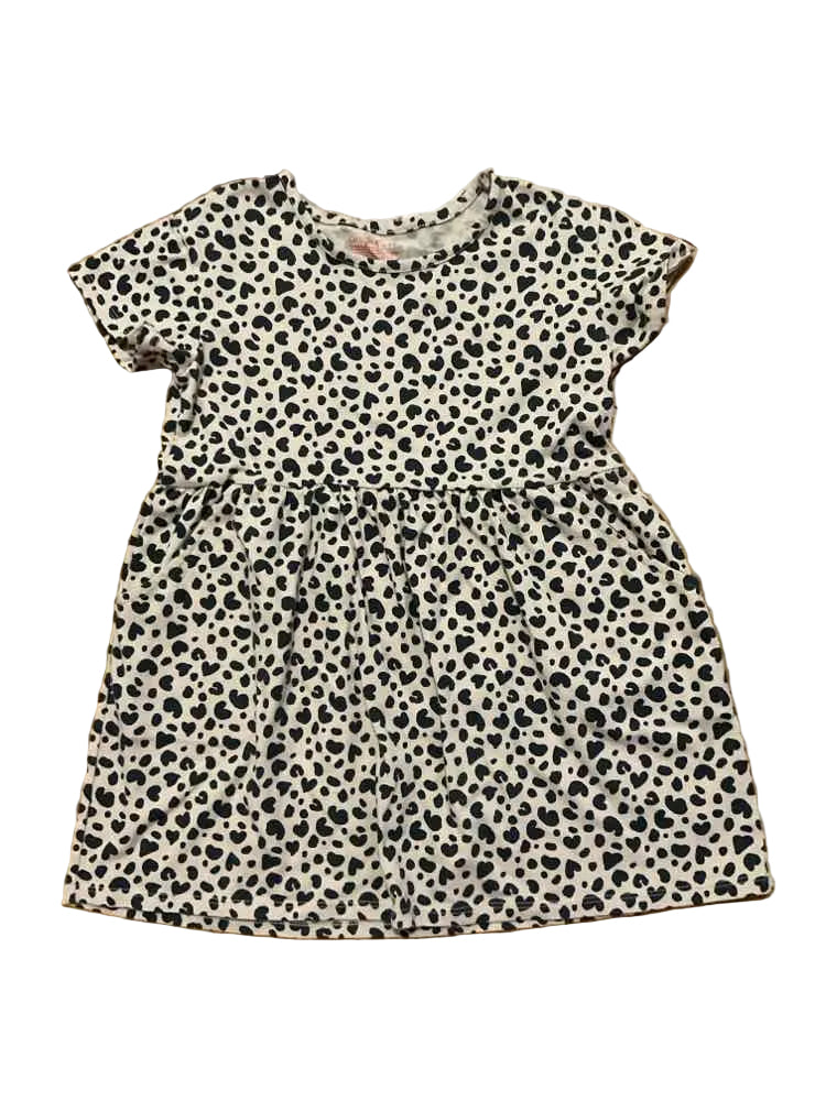 Cat and Jack (D) Hearts Toddler Size 4-5 Girl's CasualDress