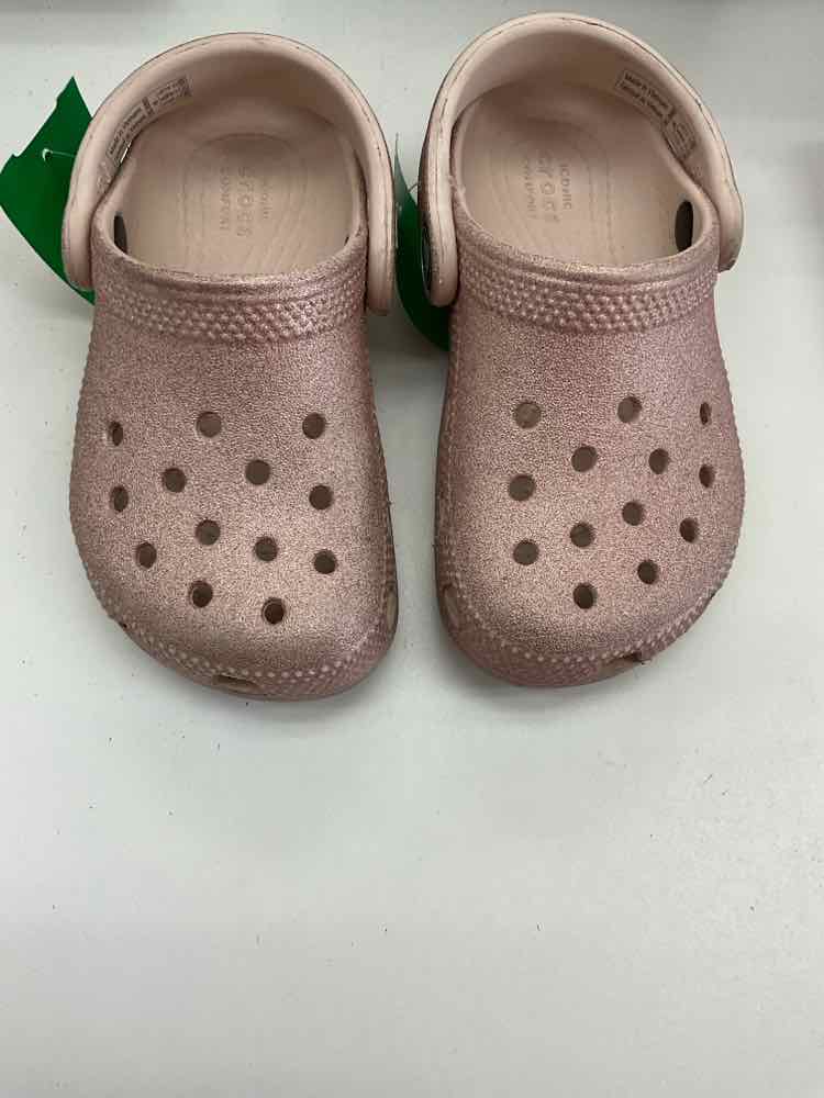 Crocs (B) Pink Toddler Shoe Size 8 (Toddler) SandalsBetter