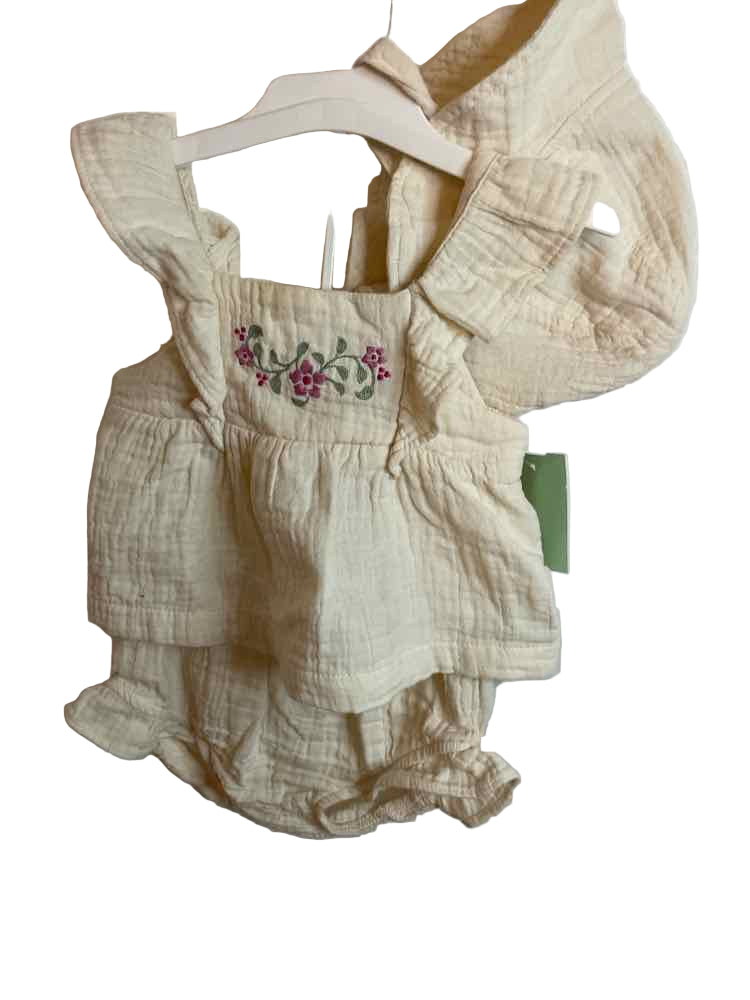 Carters (C) Cream Infant Size 3 MO 3PC Casual