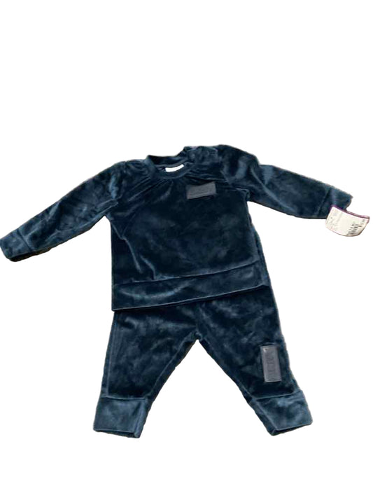 DKNY (A) Navy Infant Size 3-6 MO Boy's 2PC Dressy