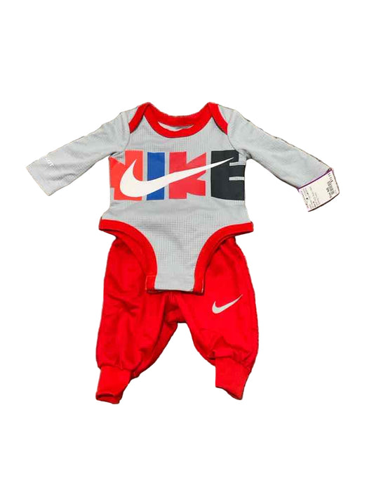 Nike (B) GRAY RED Infant Size NB Boy's 2PC Athletic Pant Suit