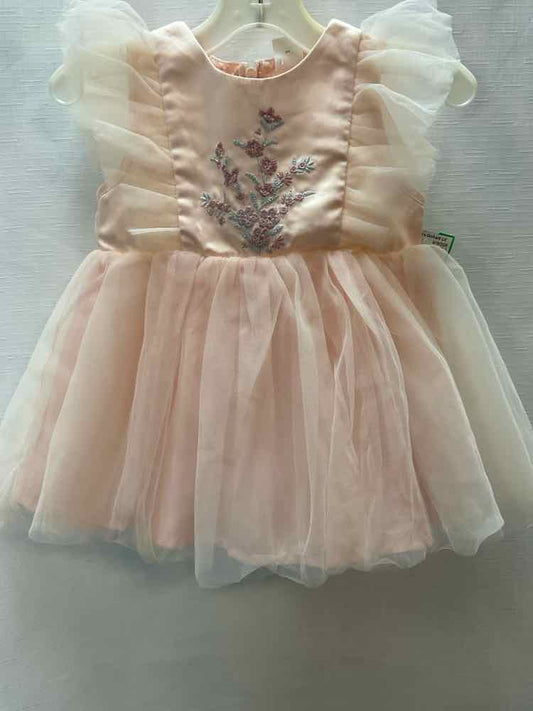 Shein (E) Light Pink Infant Size 6-9 MO PartyDress