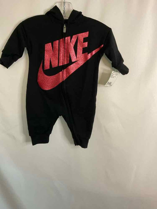Nike (B) Black Pink Infant Size 3 MO 1PC Casual