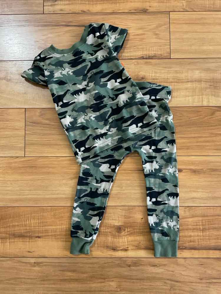 Old Navy (C) Camo Toddler Size 2T Boy's 2PCSleepwear