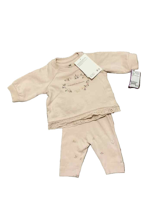 H & M (D) Tan Infant Size Preemie Girl's 2PC Casual