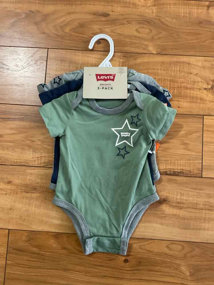 Levi's Green Infant Size 3 MO Boy's 3PC Casual