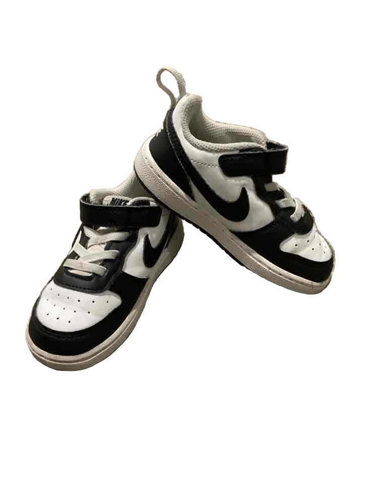 Nike (B) White Black Toddler Shoe Size 8 (Toddler) Boy's Casual Shoes