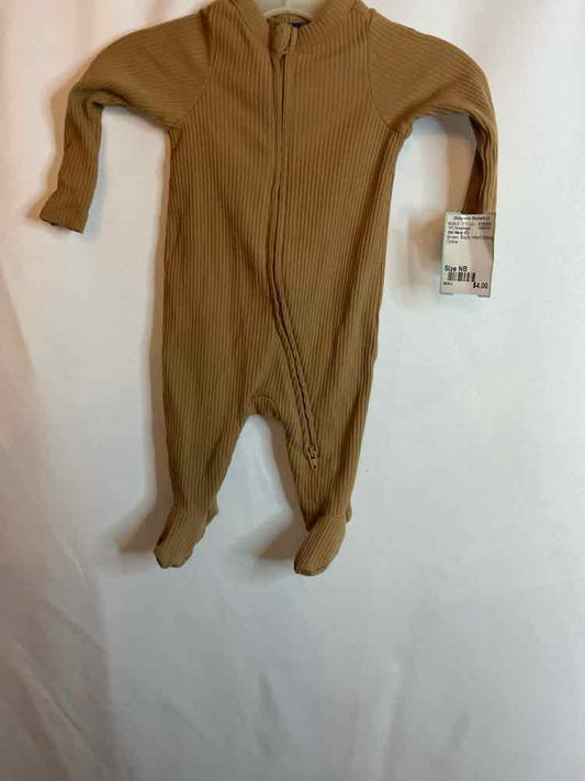 Old Navy (C) Brown Infant Size NB 1PCSleepwear