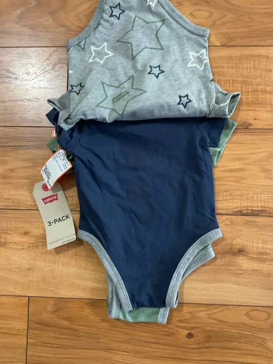 Levi's Green Infant Size 3 MO Boy's 3PC Casual