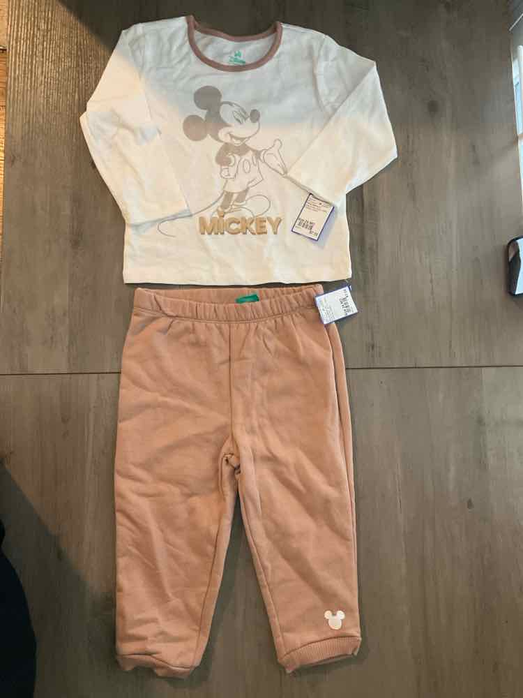 Disney Babies (C) white brown Infant Size 24 MO Boy's 2PC Casual