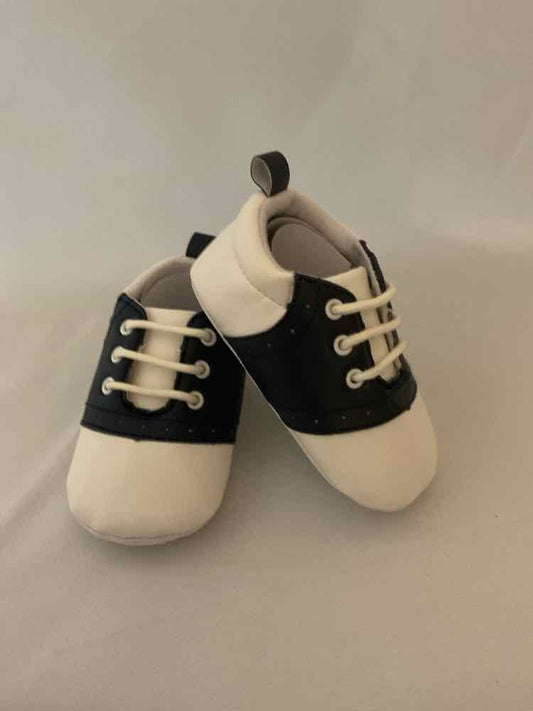 Lucky Brand (B) White Blue Toddler Shoe Size 4 (Toddler) Casual Shoes