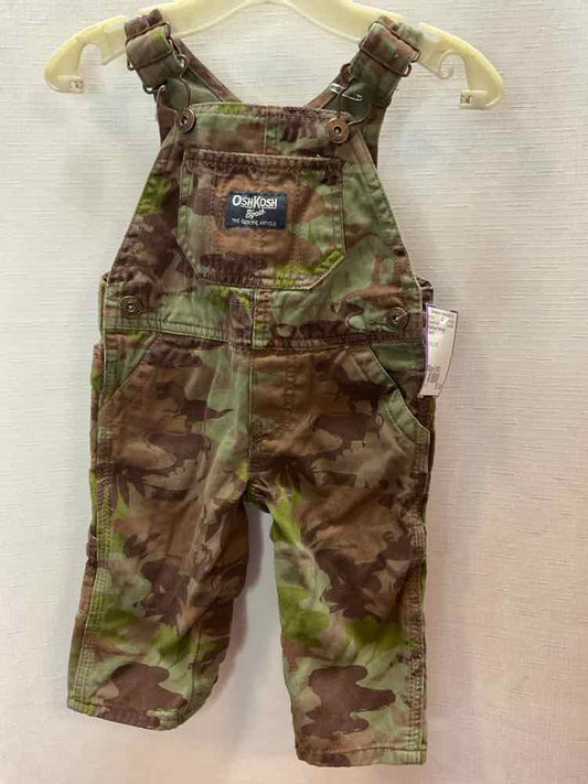 OshKosh BGosh Camo Infant Size 6 MO Overall Pant