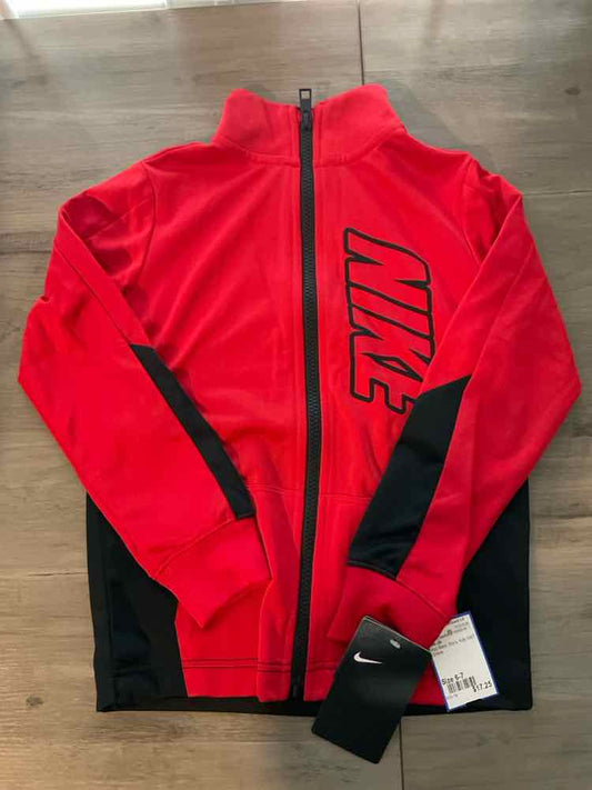 Nike (B) Red Black Youth Size 6-7 Boy's AthleticSweatshirt