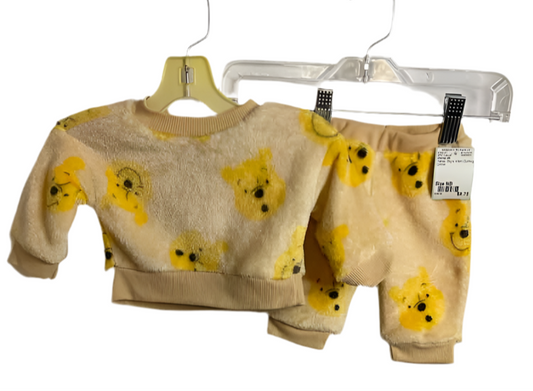 Disney (B) Yellow Infant Size NB 2PC Casual