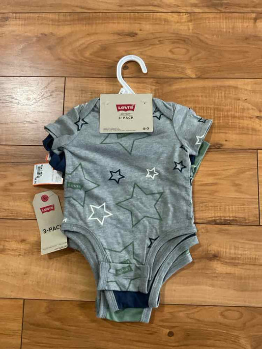 Levi's Green Infant Size 3 MO Boy's 3PC Casual