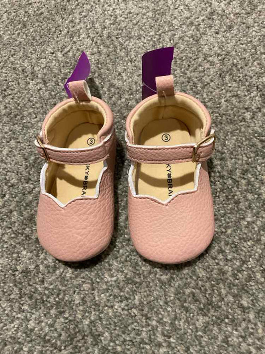 Lucky Brand (B) Pink Infant Shoe Size 3 (Infant) Girl's Casual Shoes