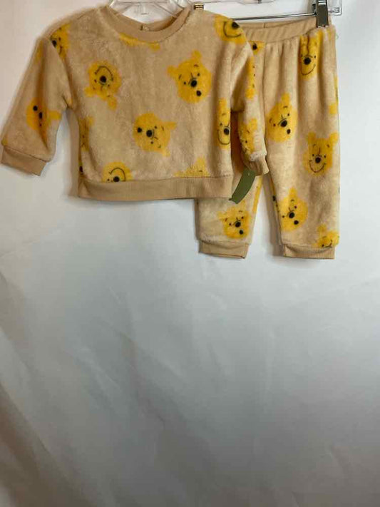 Disney Babies (C) Yellow Infant Size 6-9 MO 2PC Casual