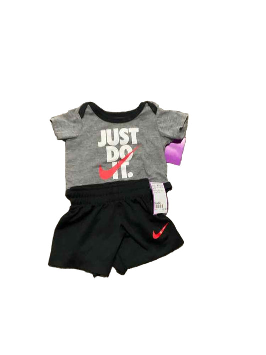 Nike (B) Black Gray Infant Size NB Boy's 2PC Athletic Short Suit