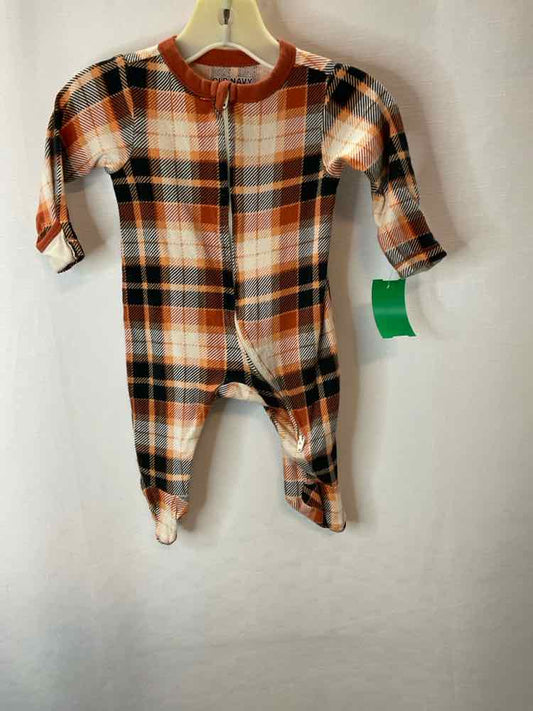 Old Navy (C) Plaid Infant Size 0-3 MO 1PCSleepwear