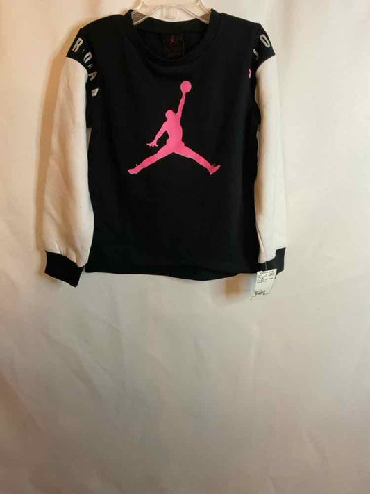 Jordan (B) White Black Toddler Size 4T AthleticSweatshirt