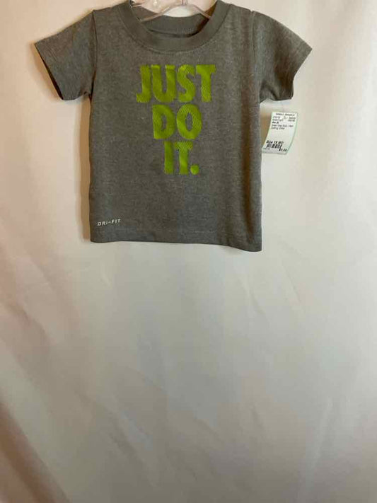 Nike (B) Green Gray Infant Size 18 MO AthleticTopSS
